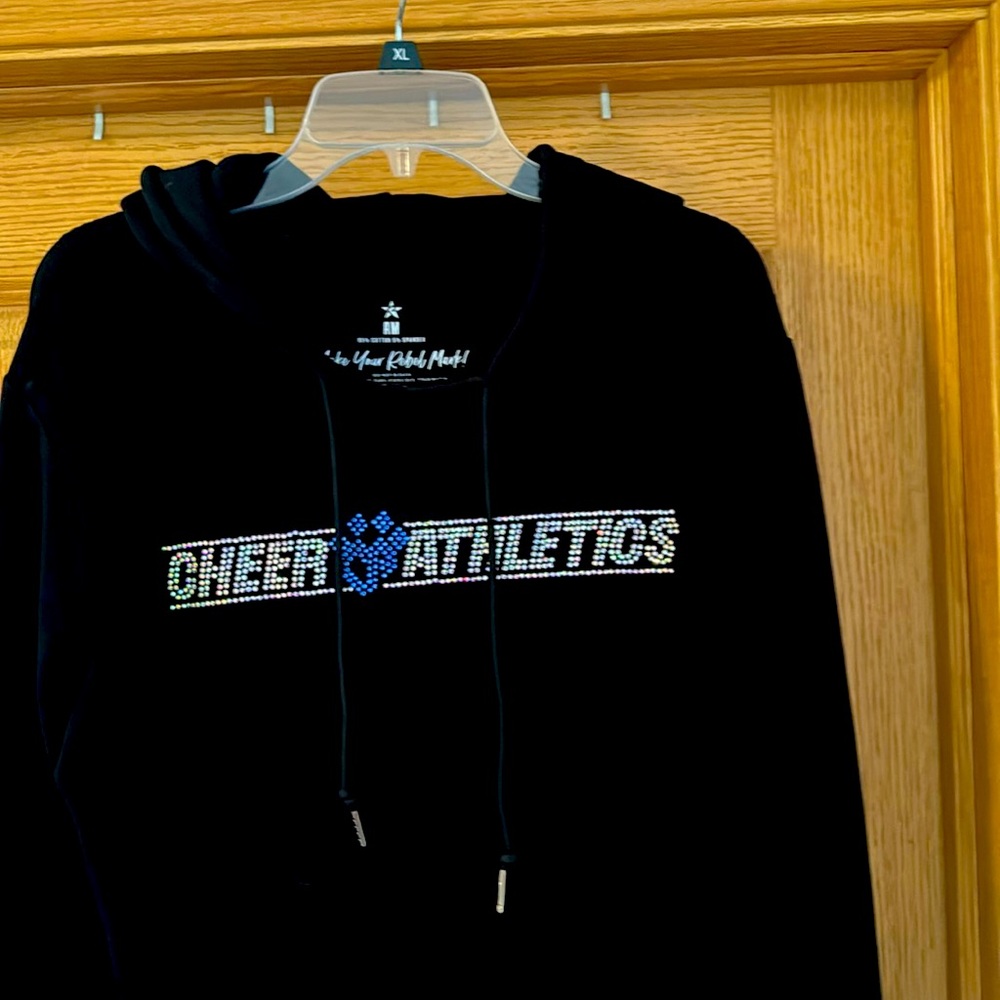 Cheer Athletic sweatshirt AM